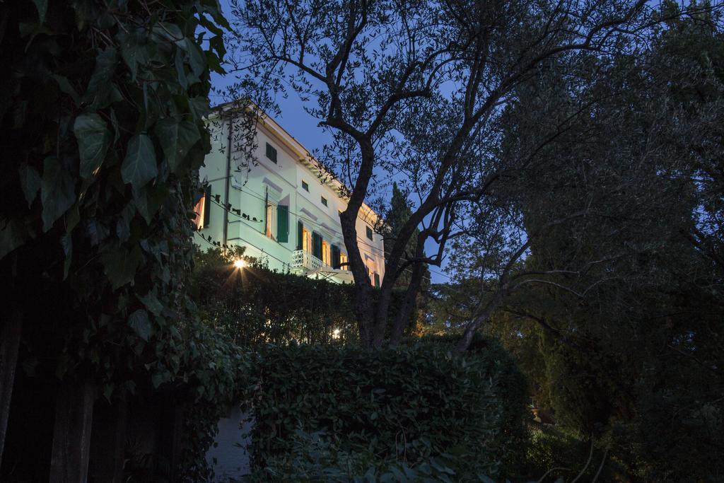 Villa Alta - Residenza D'Epoca Con Piscina San Giuliano Terme Eksteriør bilde